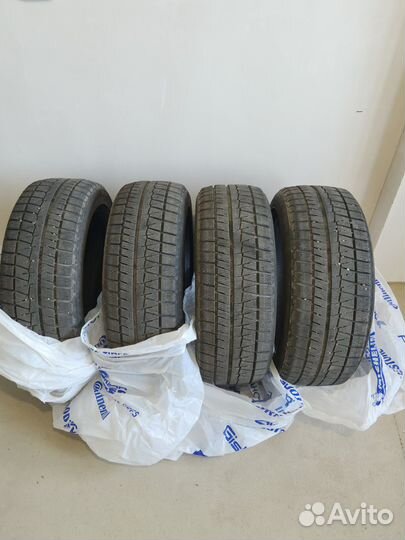 Bridgestone Blizzak Revo GZ 205/50 R17 95B