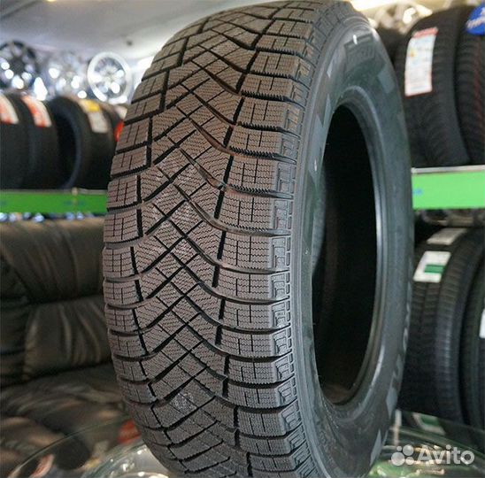 Pirelli Ice Zero FR 225/45 R19