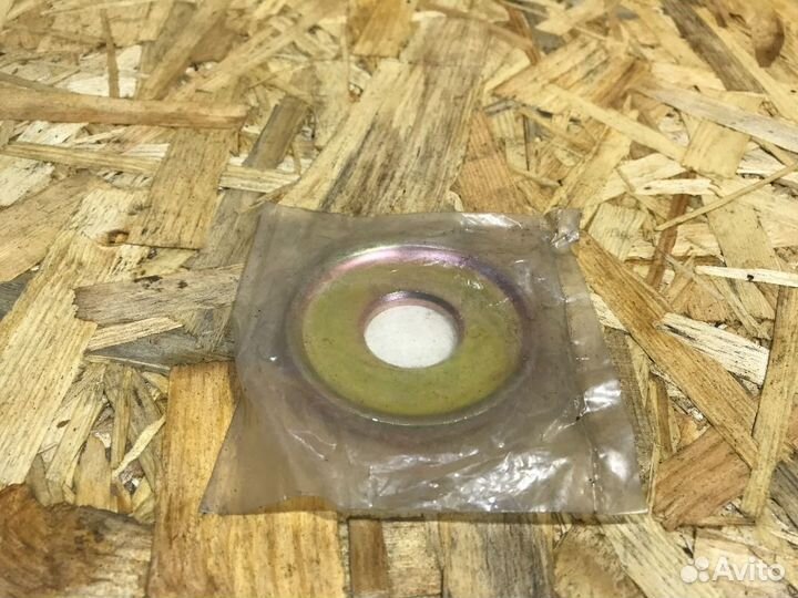 Шайба заднего рычага Mitsubishi Pajero II