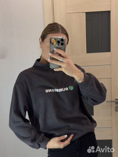 Кофта на замке