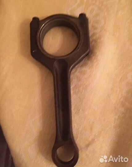 Поршень с шатуном га моторт BMW N55