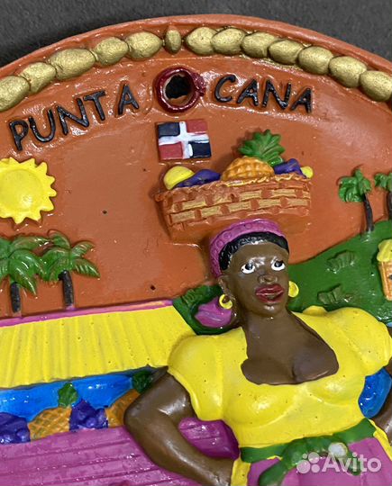 Тарелка Доминикана сувенир глина ручная работа