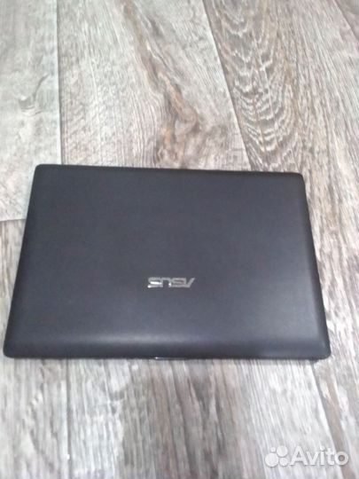 Продам нетбук