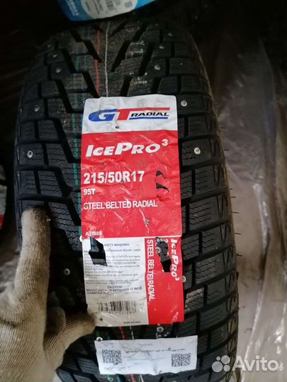 GT Radial IcePro 3 215/50 R17 95T