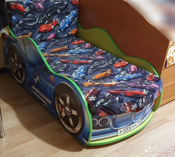 Кровать машина детская