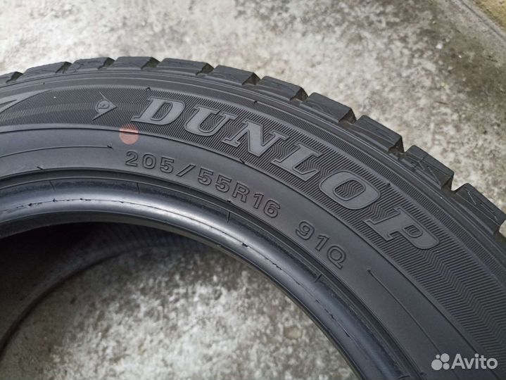 Dunlop Winter Maxx 205/55 R16