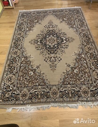 Ковер шерстяной ручной работы