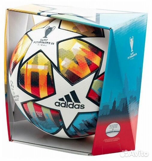 Футбольный мяч adidas лига чемпионов 2022