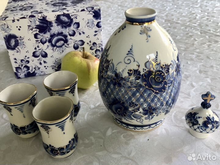 Штоф с рюмками авторская Гжель