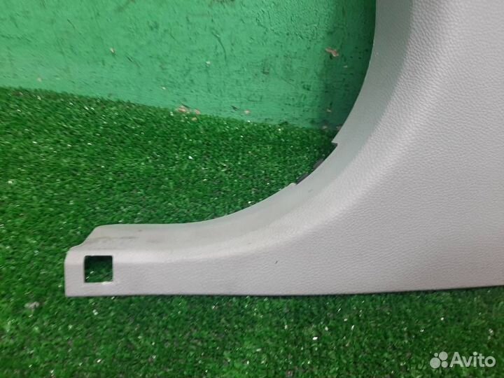 Обшивка левой стойки Mercedes Benz E-class W212 2