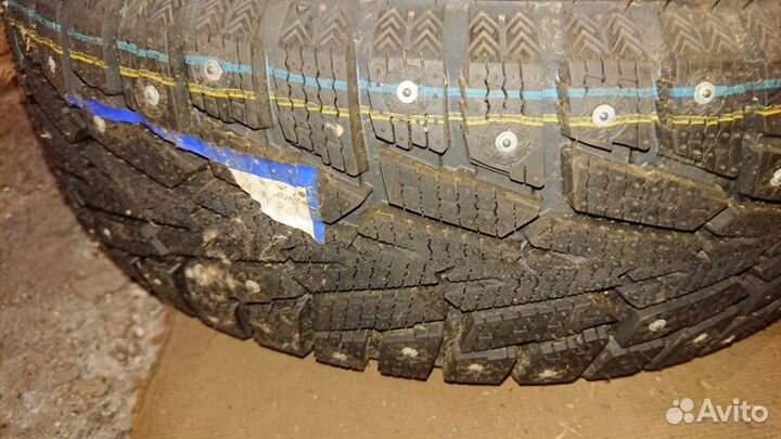 Delmax Ultima Ice 175/70 R13 82T