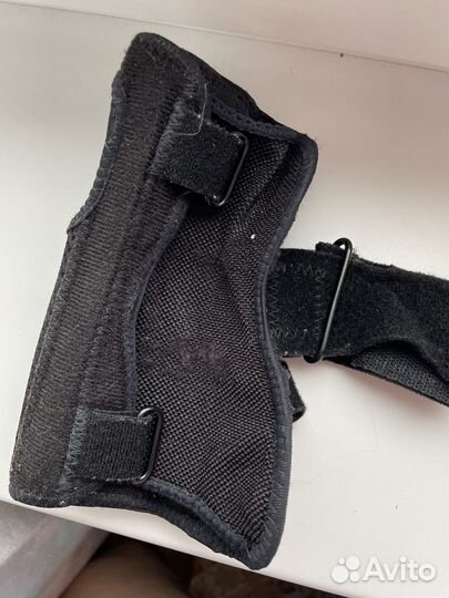 Ортез для кисти с металической пластинрй