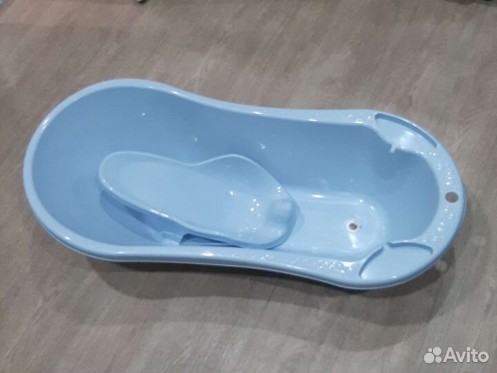 Ванночка для купания с горкой