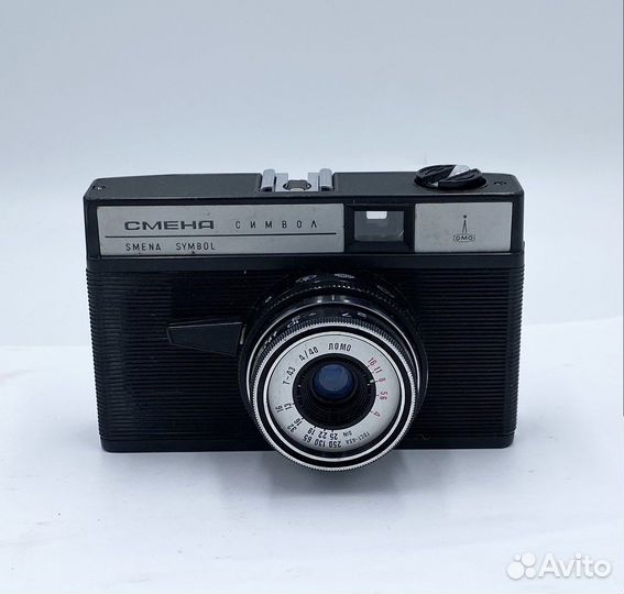 Плёночный фотоаппарат смена