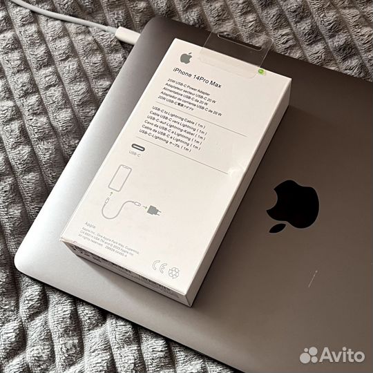 Зарядное устройство для iPhone 20w