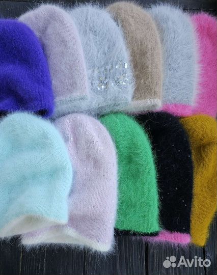 Шапочки из Ангоры ручной работы