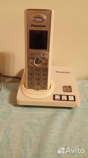 Panasonic KX-tg8205ru J