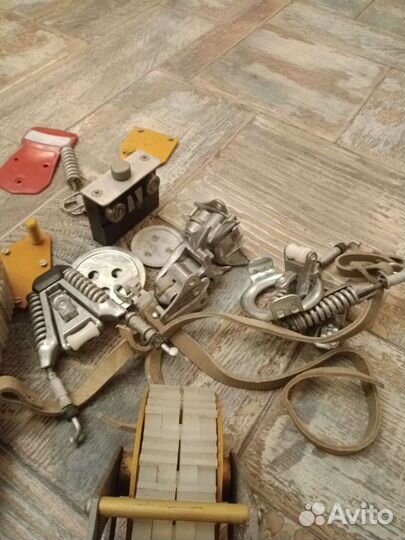 Ролики на гусеницах коньки СССР