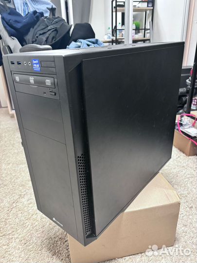 Корпус Corsair 200r