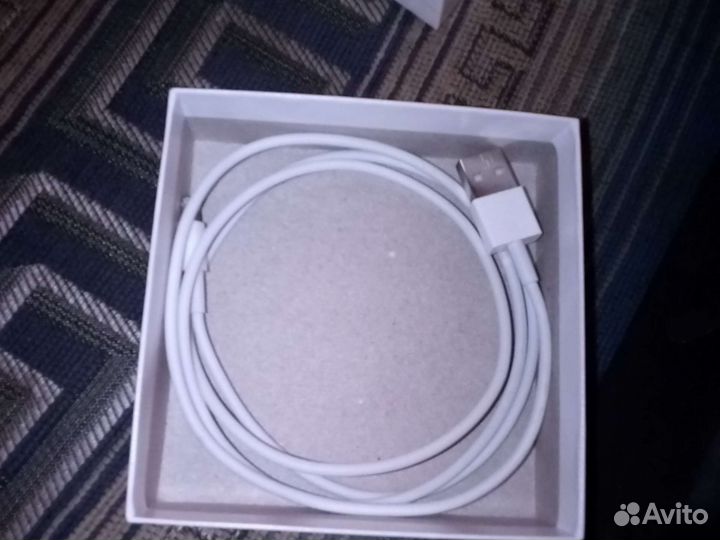 Наушники earpods