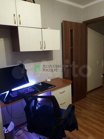 4-к. квартира, 95 м², 6/9 эт.