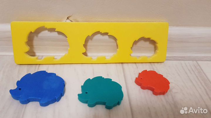 Пазлы семья ёжиков