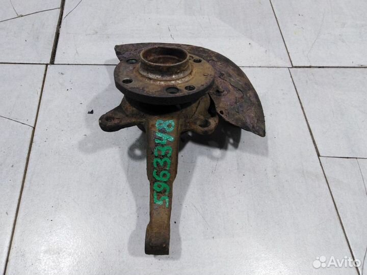 Кулак передний правый Чери