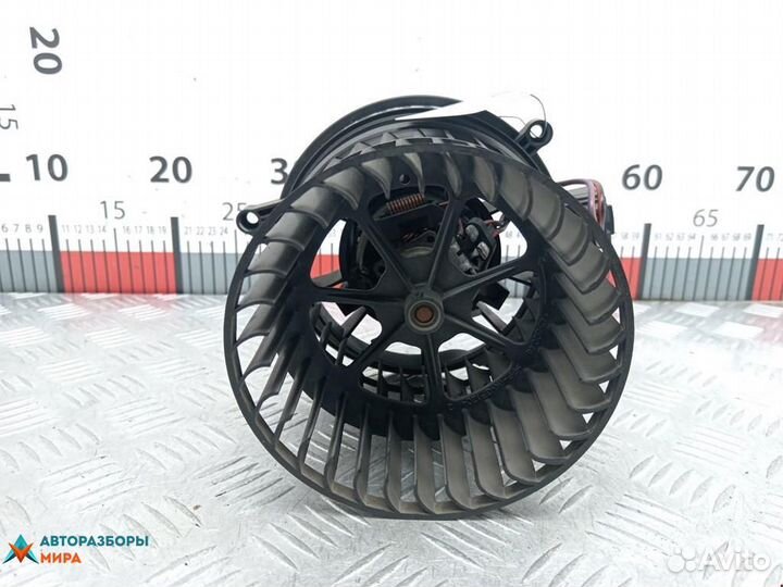 Моторчик печки Ford Fiesta 5 2004 1252926