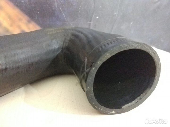 Патрубок интеркулера Audi Allroad C5 BES 2004