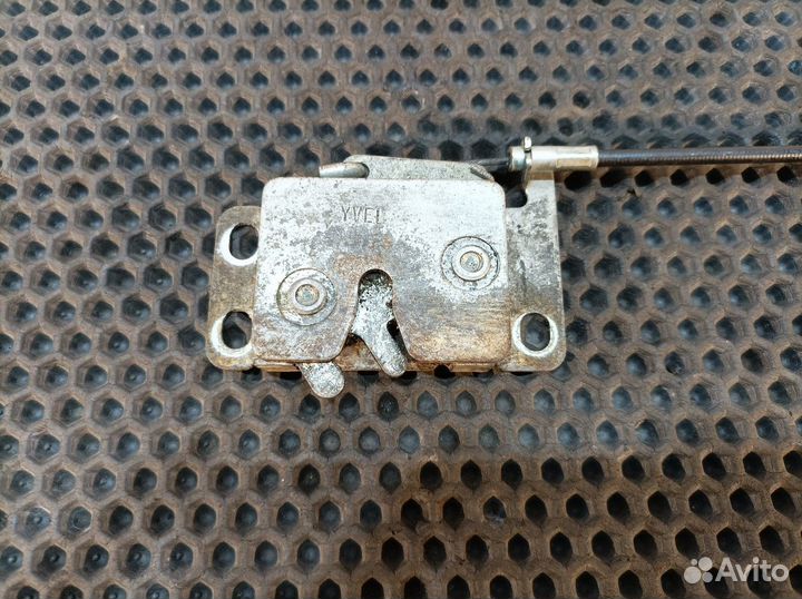 20467159 Замок бардачка правый Volvo FH, Volvo FM