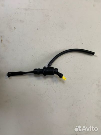 Цилиндр сцепления главный Лада Ларгус Дастер