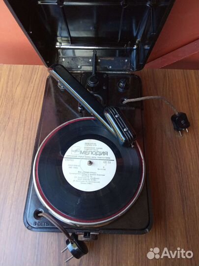 Патефон ммз рабочий