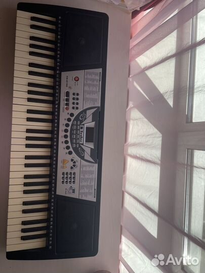 Синтезатор tesler KB-6140