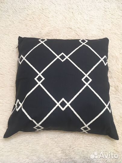 Чехол на подушку hm