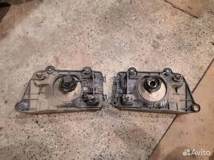 Фара Kia Sportage 1994 2.0 МКПП