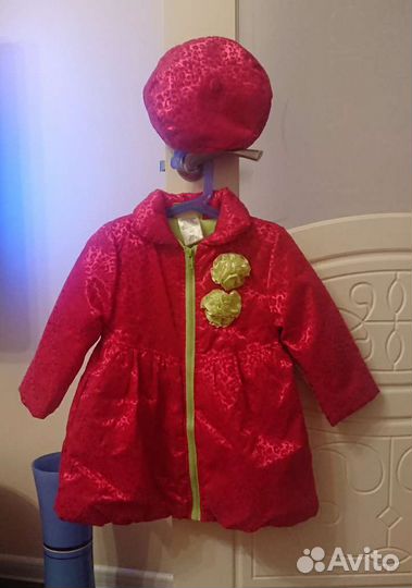 Куртка для девочки новая