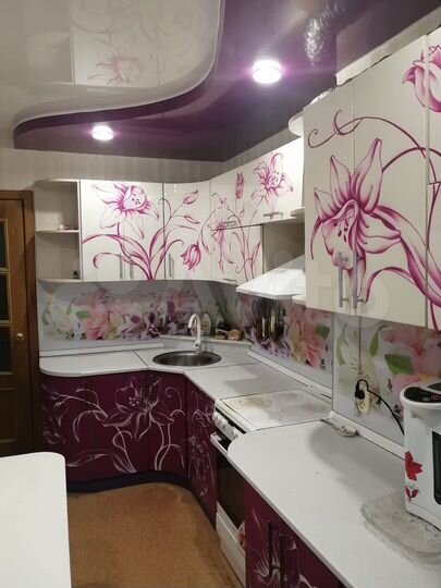 4-к. квартира, 80 м², 1/5 эт.