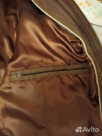 Ветровка женская 48 50кожаная куртка