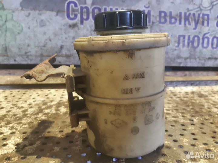 Бачок гур Renault Logan 1 фаза2