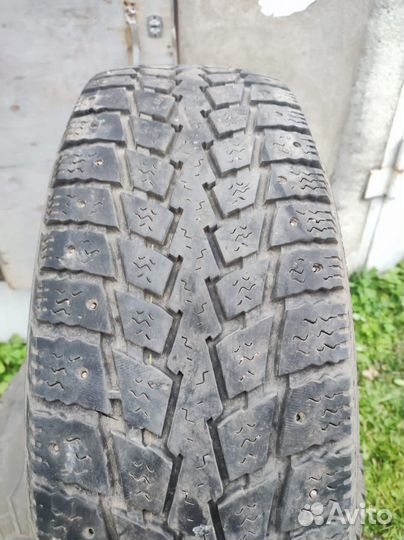 Kumho Power Grip KC11 235/70 R16