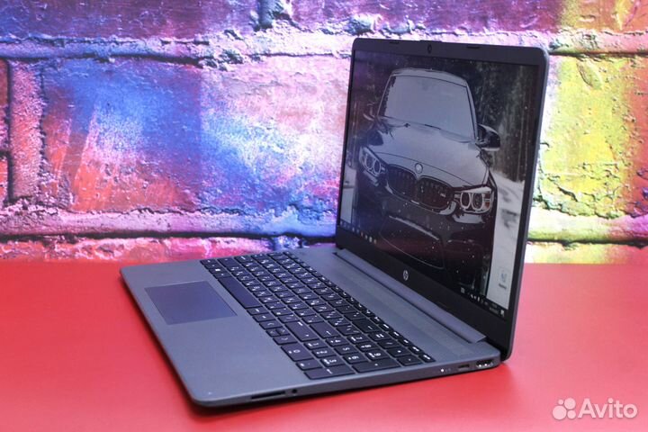 Ноутбук HP 15.6 IPS / 8GB DDR4 / SSD