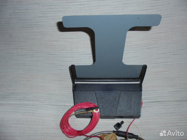 Новая внутрисалон-я антенна ав-2404-01 для седана