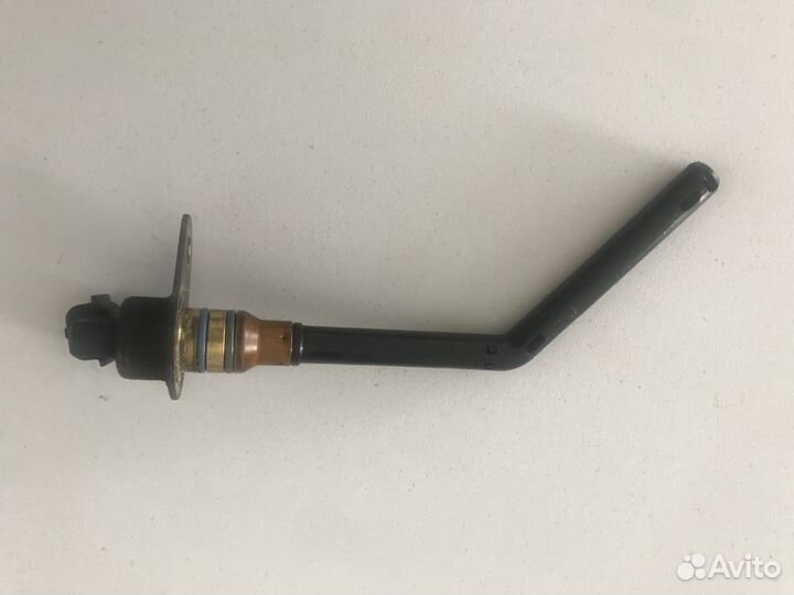 Датчик уровня масла Nissan