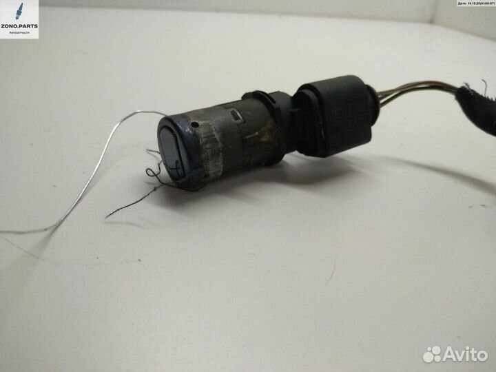 Датчик парковки (парктроник) передний 4B0919275B на Audi A6 C5 (1997-2005)