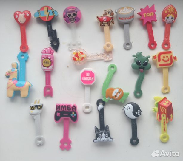 Монеты из пятер,Киндеры, скрепыши топ 5