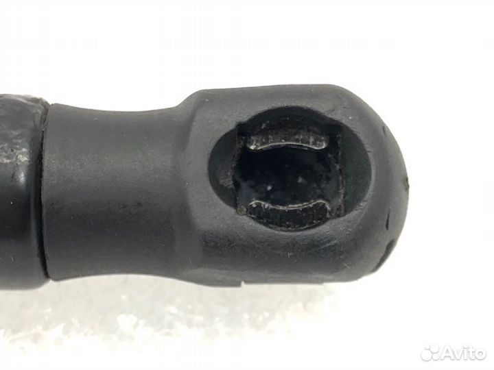 Амортизатор капота Audi A8 D3 BVJ 2008