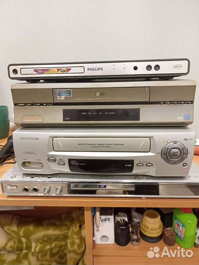 DVD и касетные проигрыватели