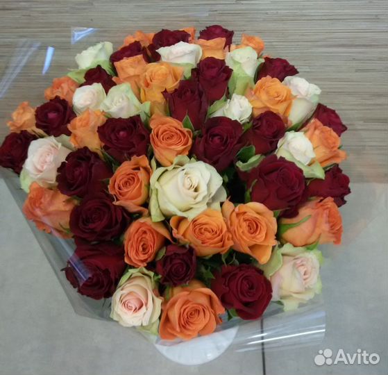 Букет разноцветных роз, Эквадор, 70см 35 шт