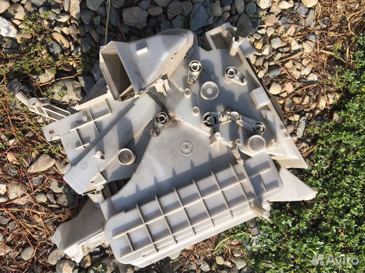 Toyota corolla 120 правый руль корпус печки климат