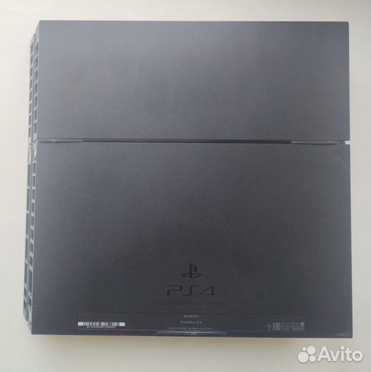 Sony PS4, 50+ игр, 2 геймпада